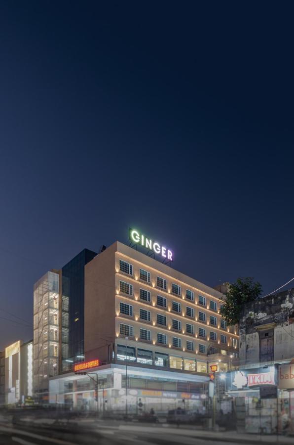 Ginger Surat City Centre Екстер'єр фото