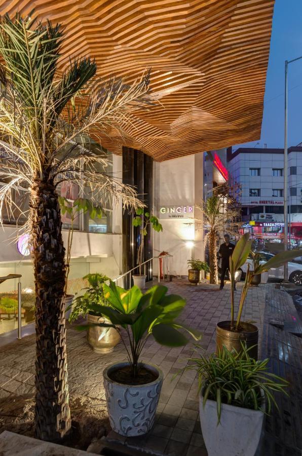 Ginger Surat City Centre Екстер'єр фото